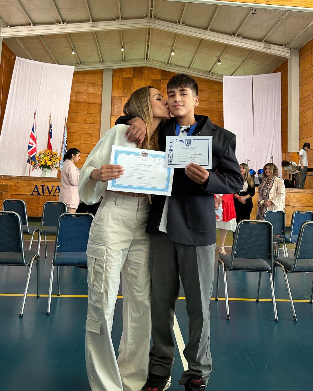 Marité Matus y su hijo Alonso Vidal