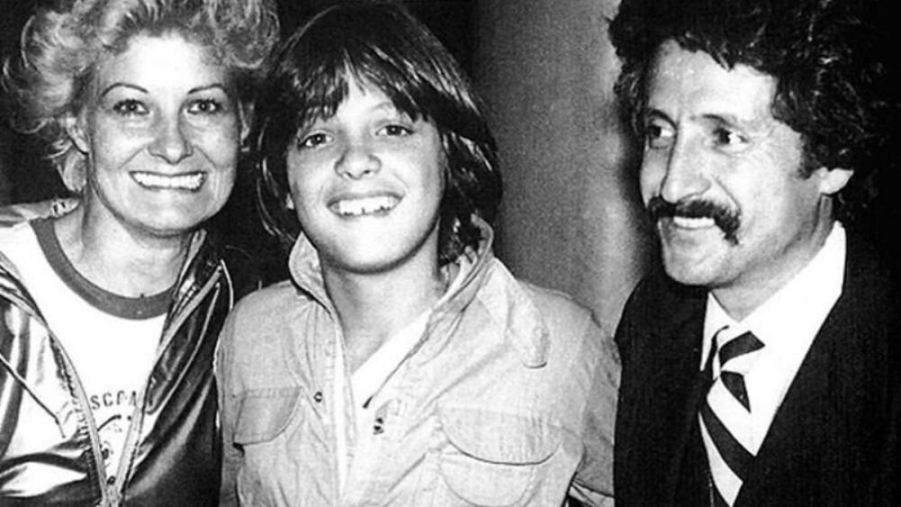 Luis Miguel junto a sus padres, Marcela Basteri y Luisito Rey