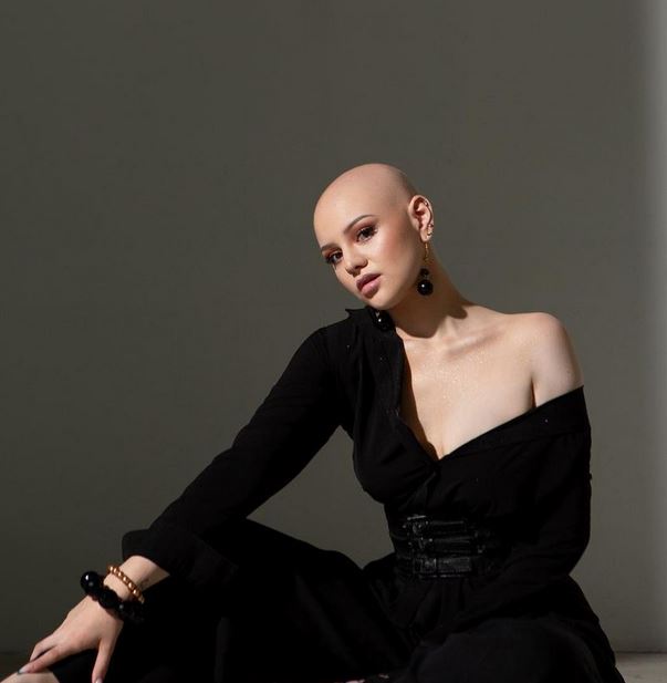 Isidora Carvallo, hija de Nicole Pérez