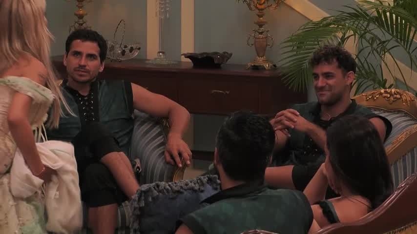 Soberanos, antes del duelo de eliminación.