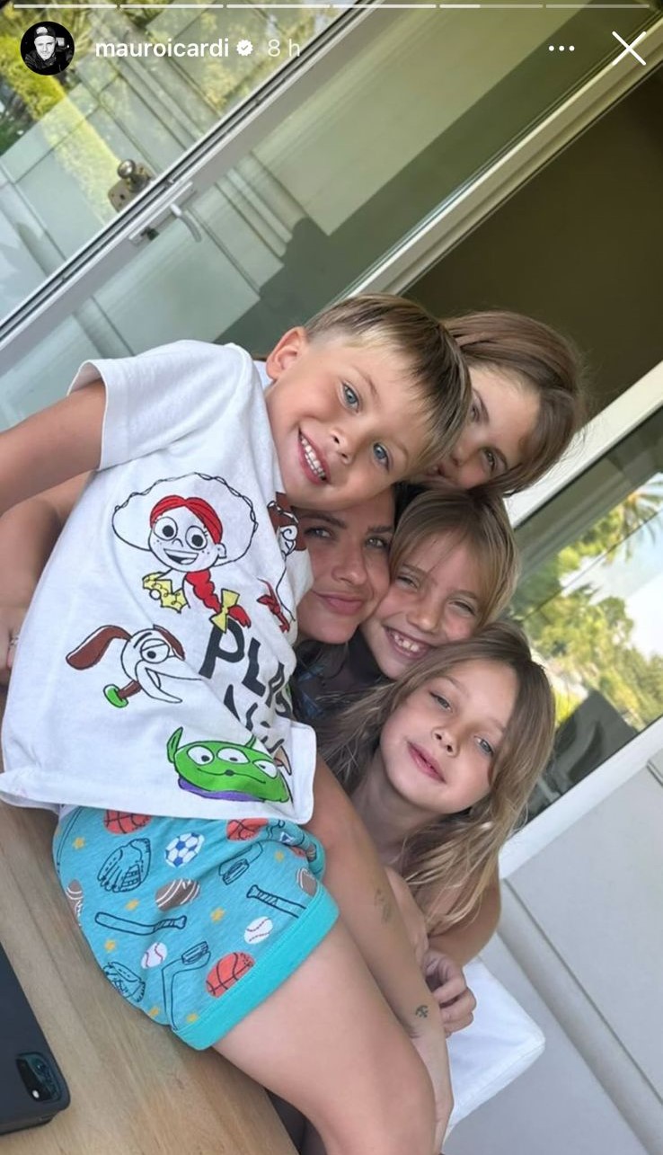 Historia de Mauro Icardi en la que aparece China Suárez junto a sus dos hijos con Benjamín Vicuña y las dos hijas del futbolista con Wanda Nara.