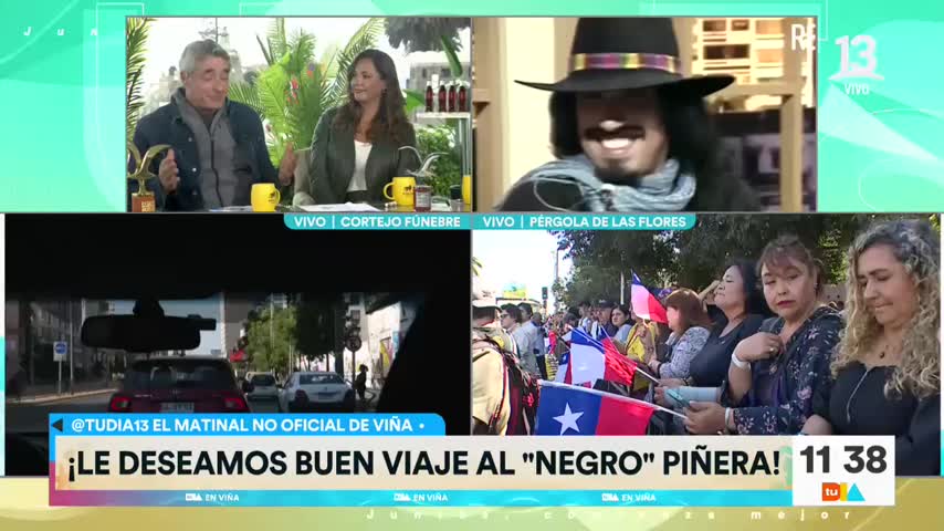 La gente despide con aplausos a Miguel "Negro" Piñera. 