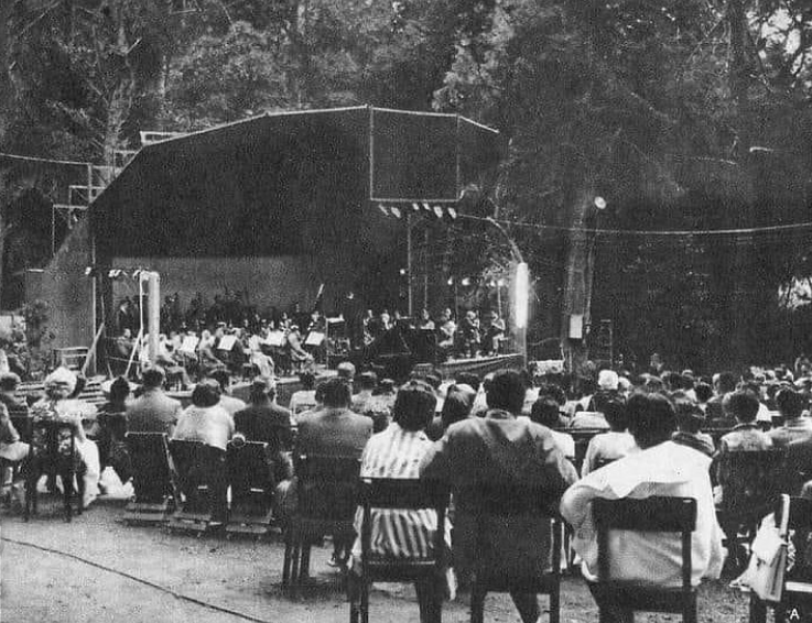 Una de las primeras ediciones del Festival de Viña del Mar. Créditos: Instagram @valparaisohistorico