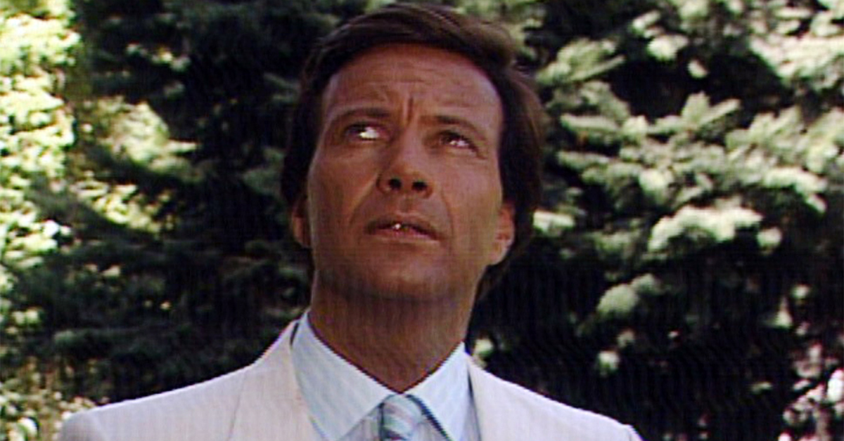 En marzo de 1988 el 13 estrenó la teleserie Semidiós