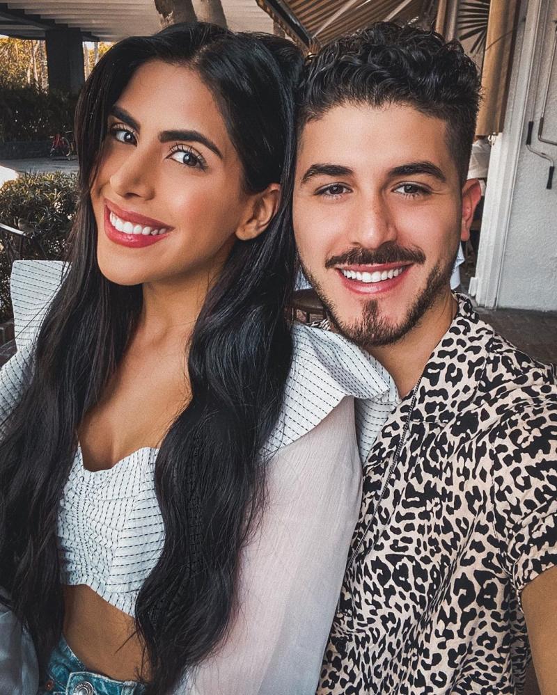 Hombre trató a su esposa de “amiga” y ella no lo dejó pasar