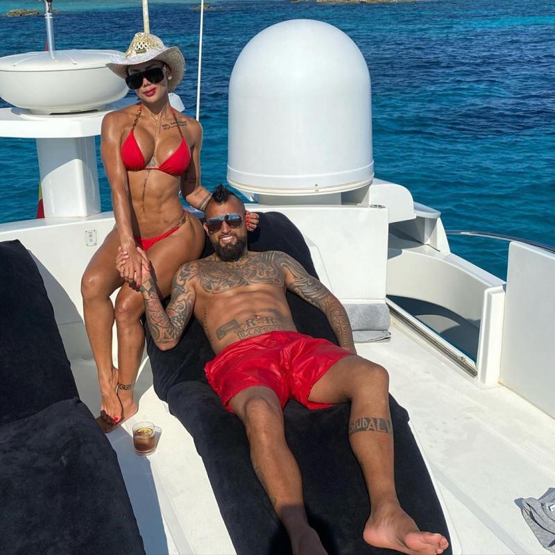 Sonia Isaza y Arturo vidal