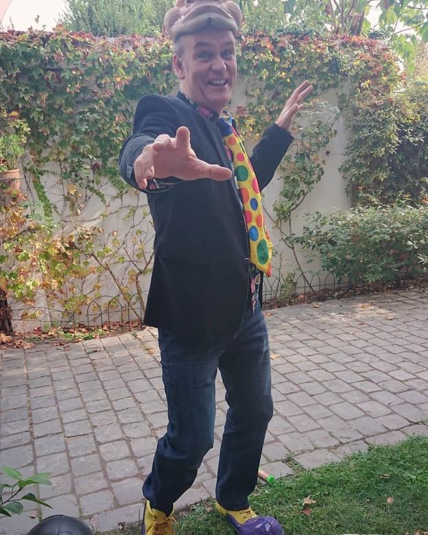 Amaro Gómez- Pablos se disfraza por su hijo