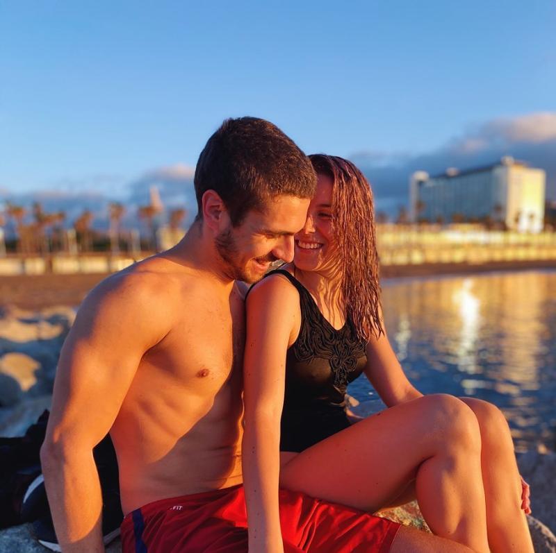 aNTONIA ALDEA Y SU POLOLO