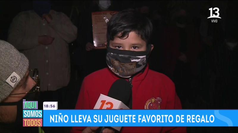 Aquí somos todos: Niño dona su juguete favorito a menor sin casa