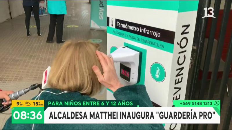 Pasó susto: Evelyn Matthei sufre insólito chascarro en Bienvenidos