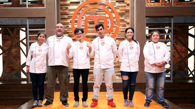 Villana de MasterChef Chile sorprende con cambio de look
