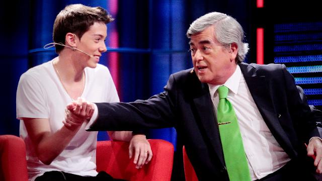 Hernán Calderón es agredido por su propio hijo con un cuchillo