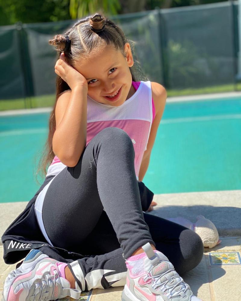 Hija de Artuvo Vidal Elisabetta Vidal