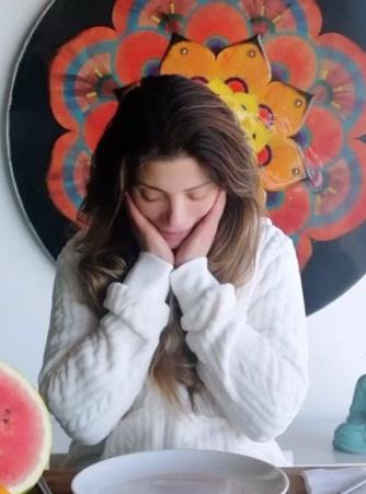 De piña a frutillas: Roxana Muñoz muestra lo que ha comido tras ayuno