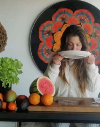 De piña a frutillas: Roxana Muñoz muestra lo que ha comido tras ayuno