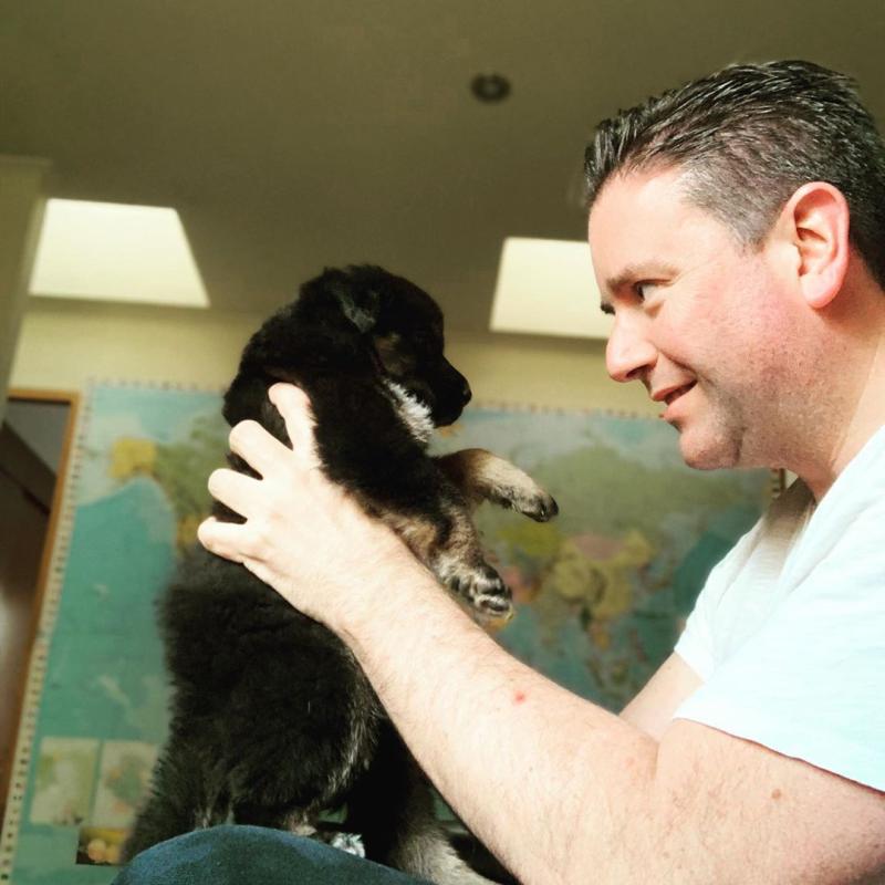 Karla Rubilar y su pareja suman nuevo integrante a su familia