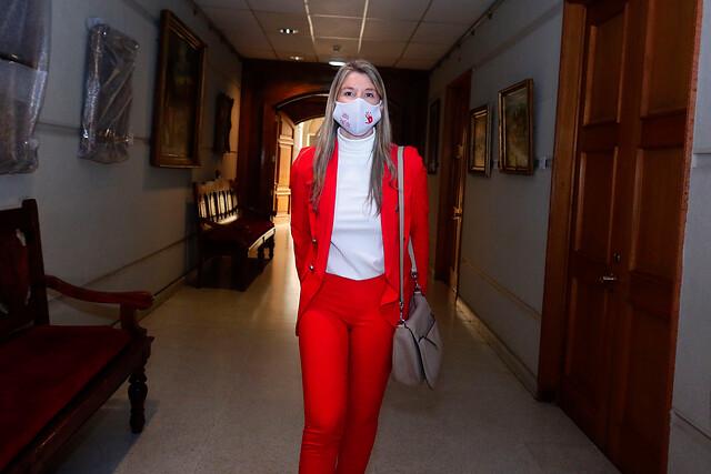 Marcela Sabat - Plebiscito