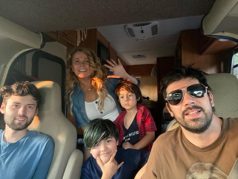 Cathy Barriga cuenta cómo surgió “el flechazo” con su marido