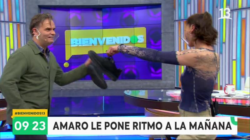 Amaro Gómez-Pablos se sacó los zapatos para bailar en Bienvenidos