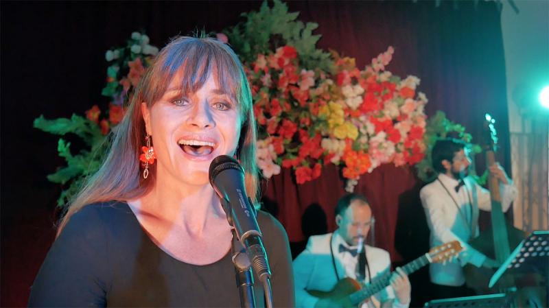 amaya forch en la pérgola el concierto