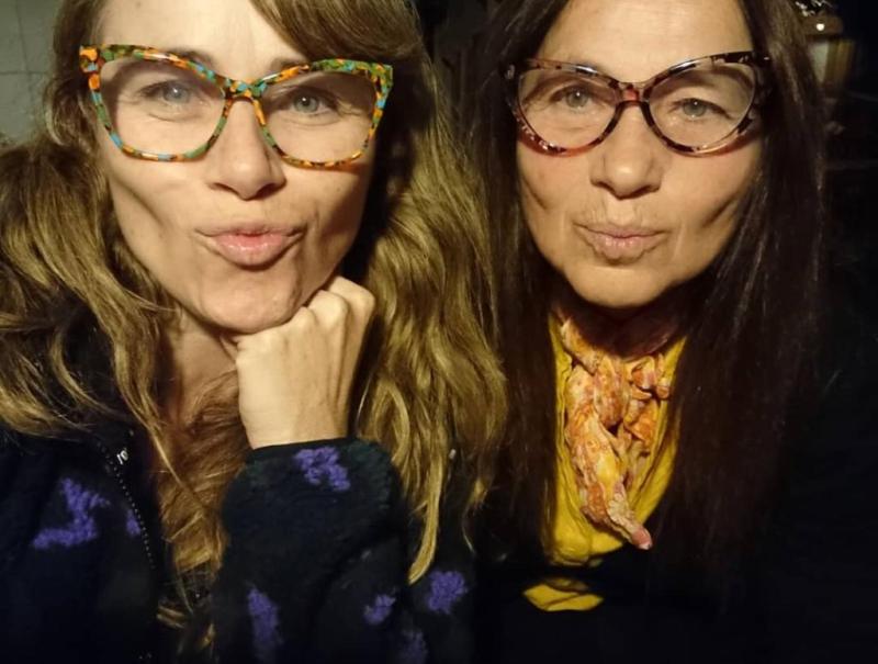 “Son iguales”: Amaya Forch impacta por fotos con su madre