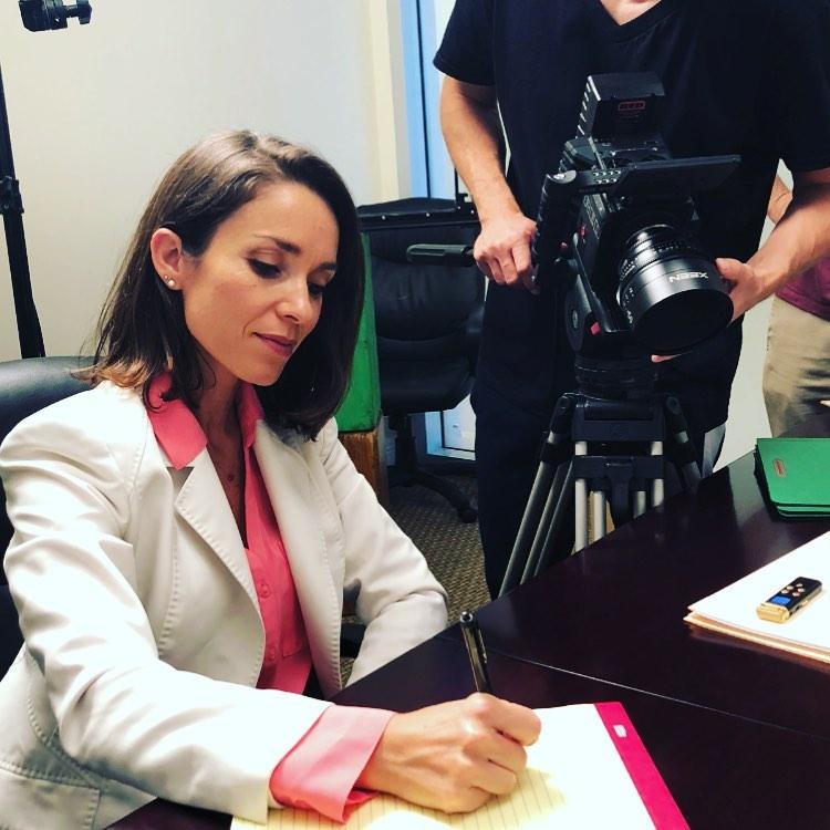 Hermana de Fernando González trabaja como actriz en Miami