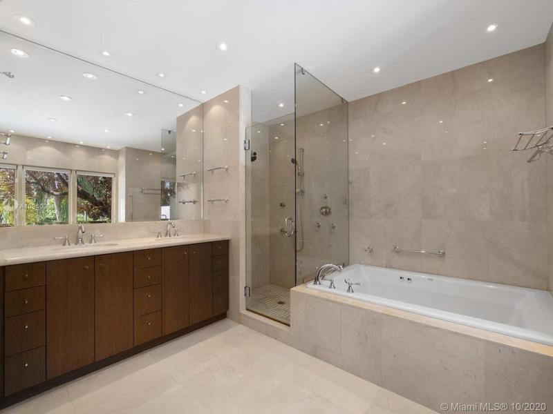 Esta es la mansión que Don Francisco puso a la venta en EE.UU.