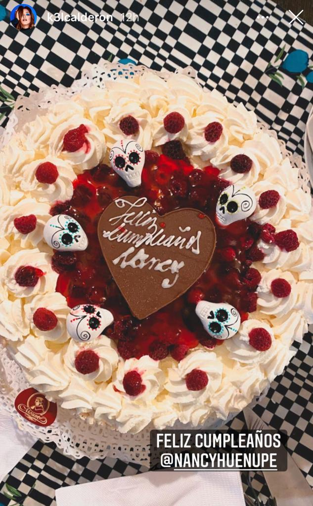 Kel Calderón celebra cumpleaños de asesora del hogar con bella fiesta