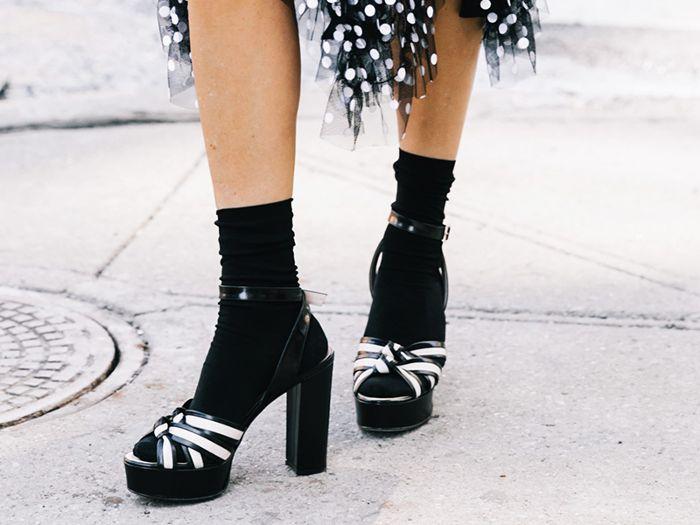 chalas con calcetines