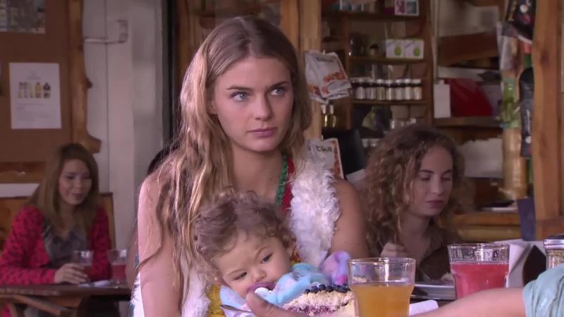 Li Fridman apareció de extra en “Soltera otra vez”