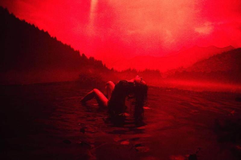 Denise Rosenthal en "Dormir"