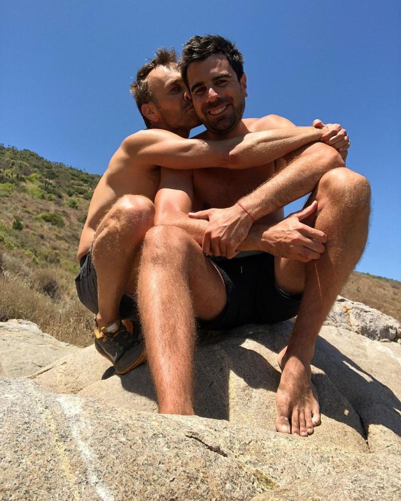 Jordi Castell revela la desconocida forma en que conoció a su marido