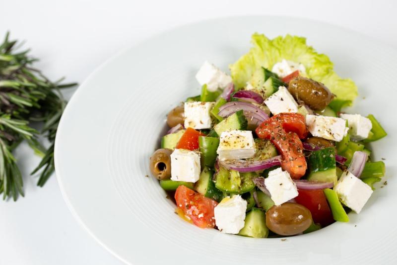 Plato vegetariano de ensalada
