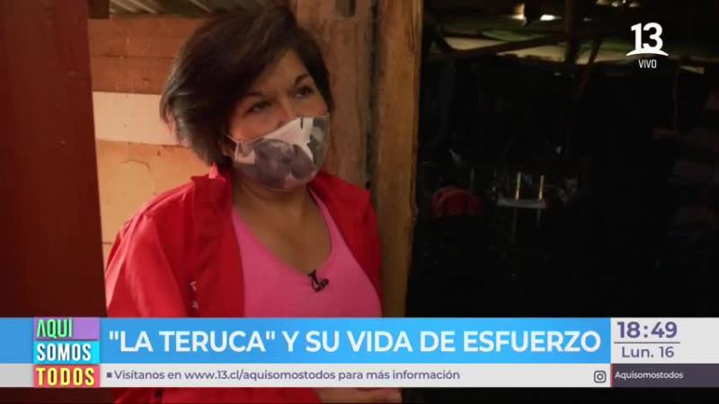 Asesora del hogar realiza 5 trabajos al día para mantener a su familia