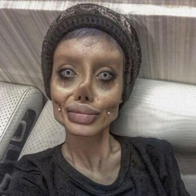Angelina Jolie Zombie