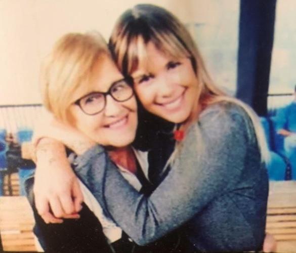 Laura Prieto y su madre