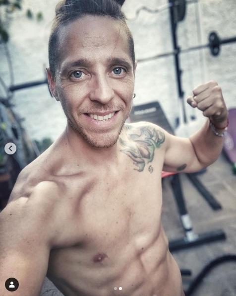 Matías Vega muestra su gran cambio físico en nuevas fotos