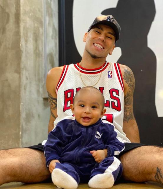 Raúl Peralta y su hijo Noah