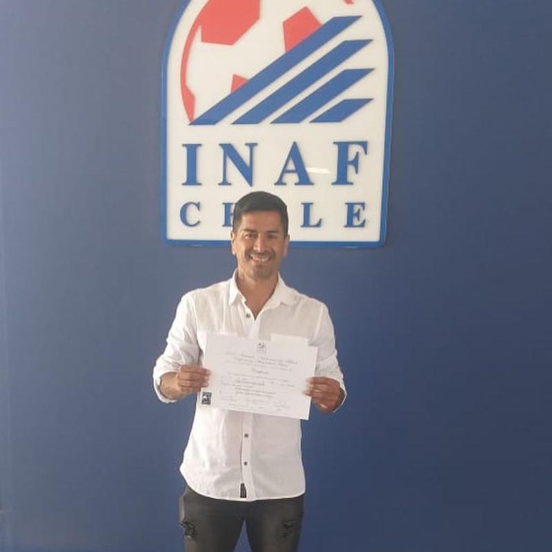 Kike Acuña se tituló de DT: “Le doblé la mano al destino”