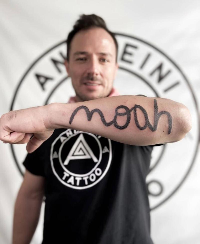 Gonzalo Egas sorprende con gesto en honor a su hijo