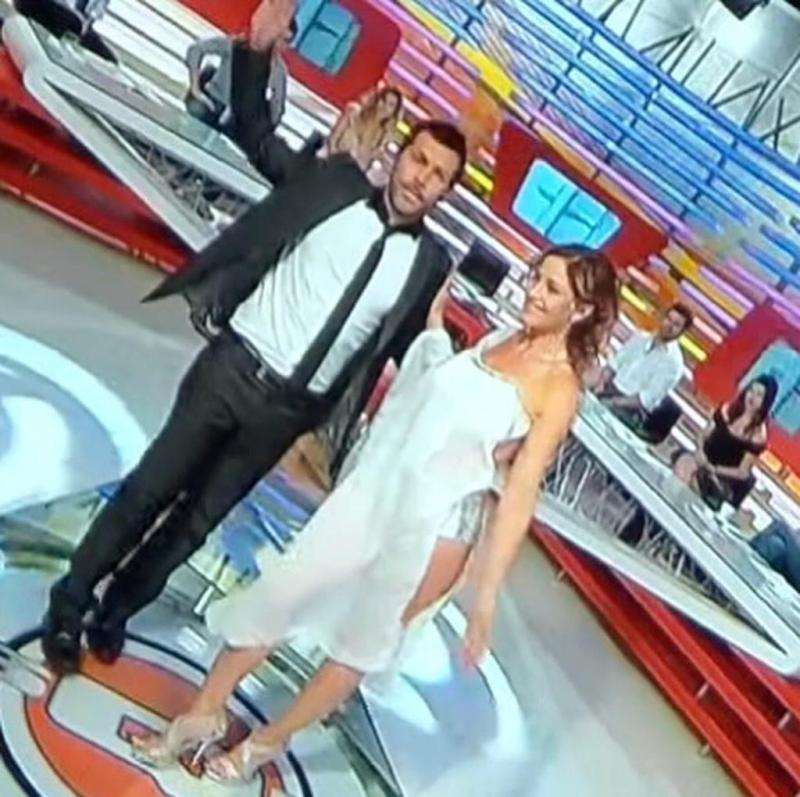 Marcela Vacarezza reacciona a foto de su marido con famosa actriz