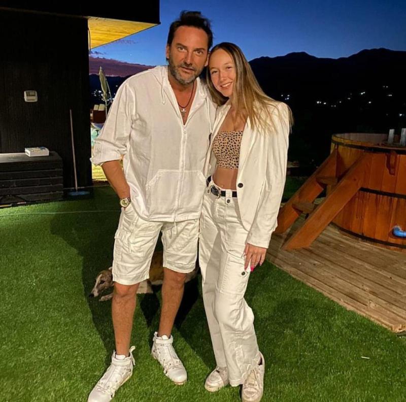 Daniel Fuenzalida muestra a su madre tras superar el coronavirus