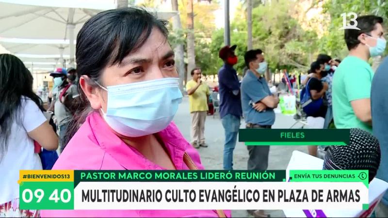 Más de 100 personas en culto religioso en Plaza de Armas