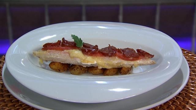 Reineta Napolitana con Papas Salteadas