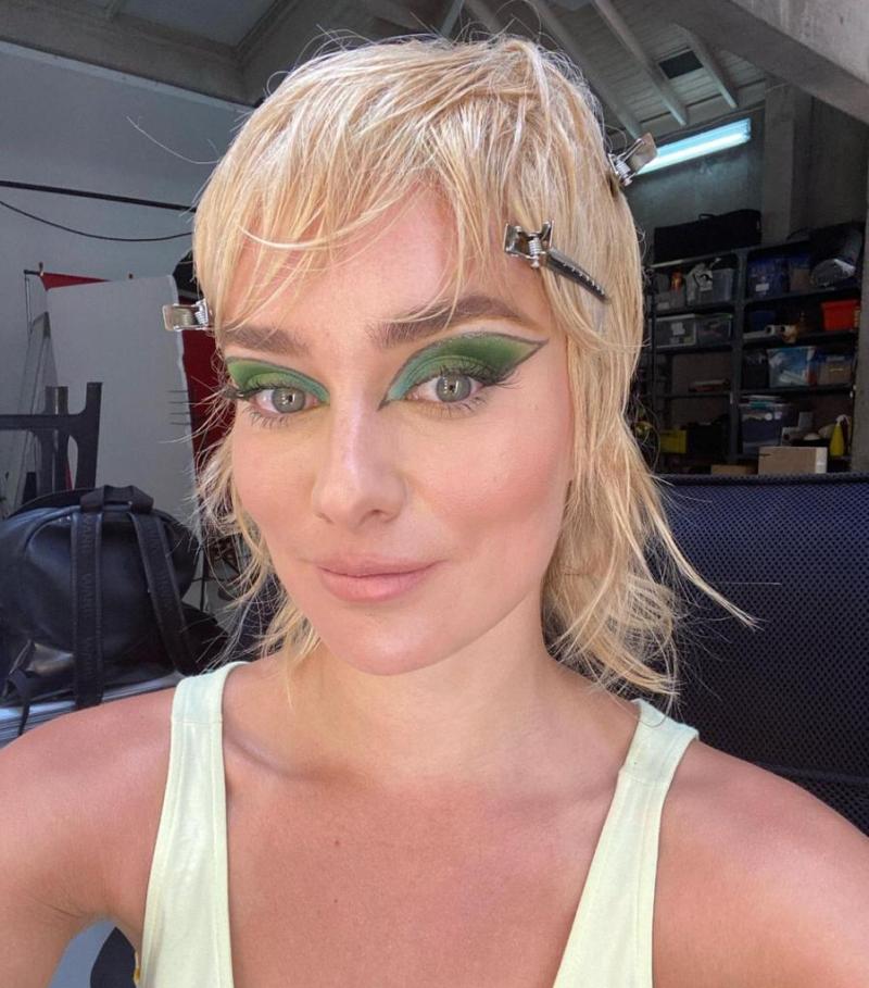 Kika Silva impacta al mostrarse con look a lo Miley Cyrus