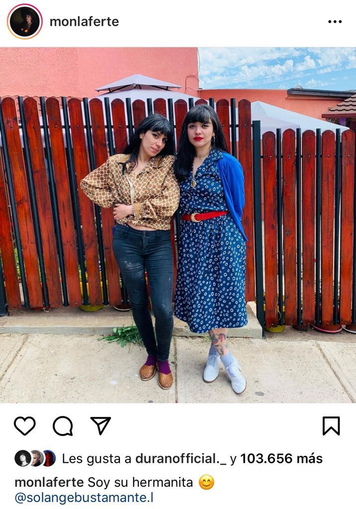 Mon Laferte sorprende al compartir foto con su hermana