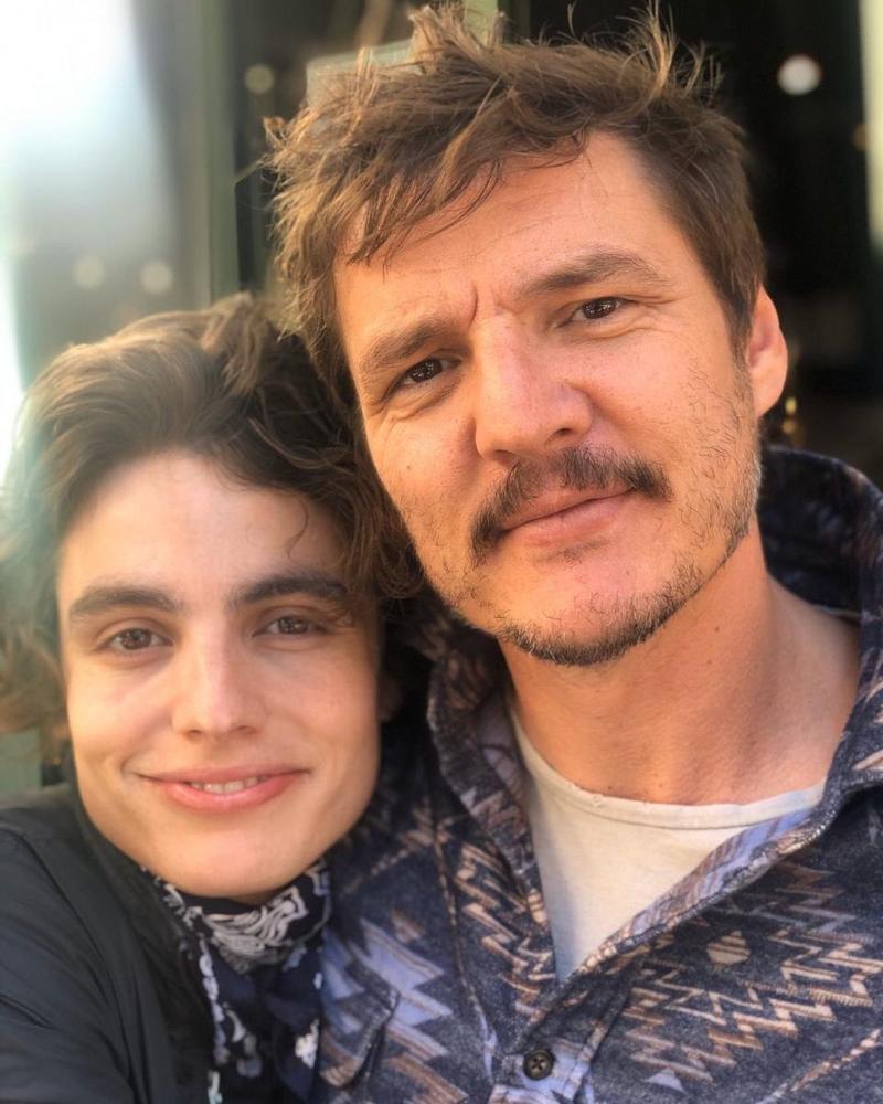 Pedro Pascal celebra transición de su hermana: “Mi corazón”