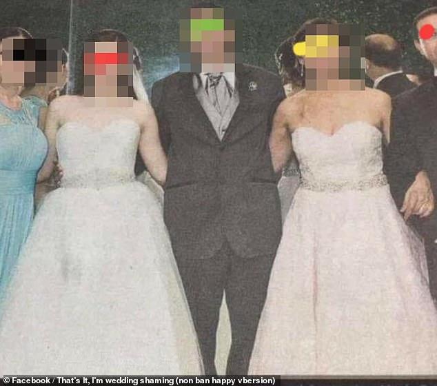 Madre y nuera junto al novio