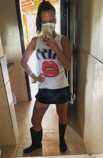 Carolina Bastías reaparece con nuevo look y mostrando sus vacaciones