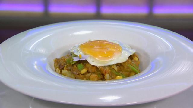 Charquicán con huevo fue la receta del día en Juego Contra Fuego